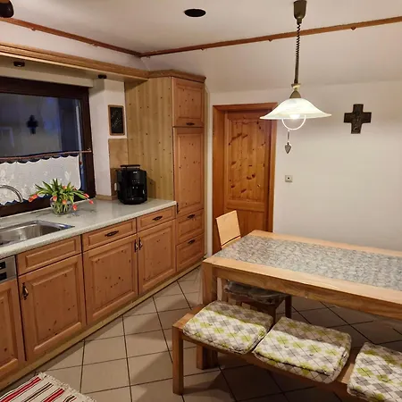 Klaus アパート *